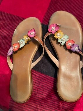 Women’s Multicolor Floral Thong Sandals — Brown Base